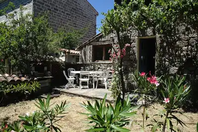 Image de Maisons de montagne typiques dans petit village tranquille 30mn Ajaccio