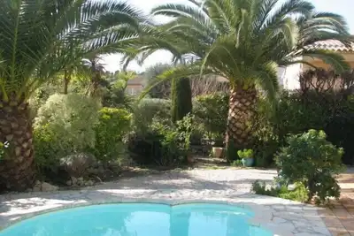 Image de Villa de charme avec piscine privée et jardin paysagé - Sanary sur Mer