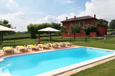 Image de Casa Roca Carboner - 5 km from Vic. - Pool, Huge Garden, Games Room & much more