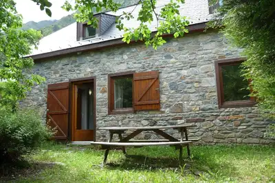 Image de Maison confortable en pierre, proximité Piau Engaly et réserve du Néouvielle.