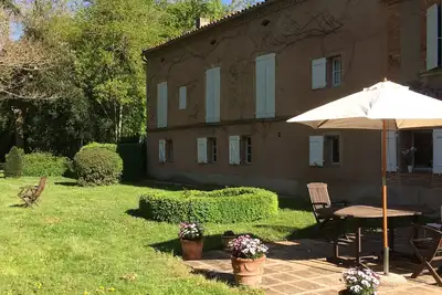 Image de Grande maison de Maitre près de Toulouse et Albi. Pour 1 ou plusieurs familles