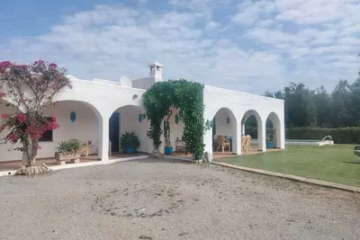 White washed villa with pool nr the beach at Pto Pollença