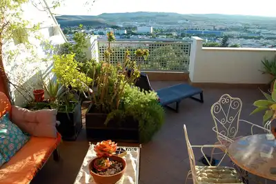Image de Penthouse avec terrasse, garage, Aa / Ac, Wifi gratuit, Tv satellite. au centre de Jerez