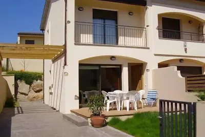 Image de Vacation home in Costa Brava: private garden, community pool.