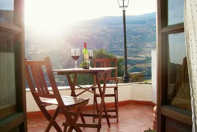 Image de Confortable appartement et terrasse avec vue superbe