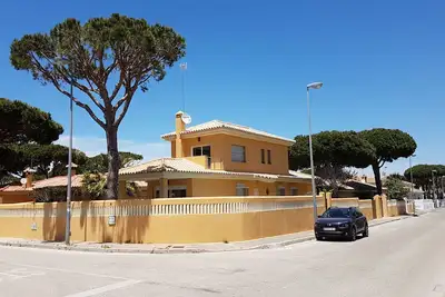 Villa andalouse près de la plage (environ 200m)