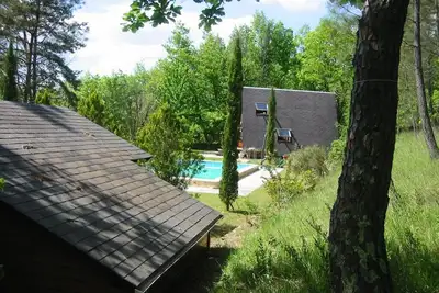 Image de Chalet avec piscine dans un parc d'un hectare au coeur du Périgord