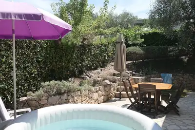 Image de Agréable villa, au calme dans un domaine fermé avec jardin et spa