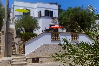 Image de Marina Di Andrano: appartamento in villa con giardino