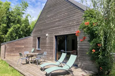 Image de Bord de mer, maison bois \"les Ardentes\", avec jardin, proche Agon-Coutainville