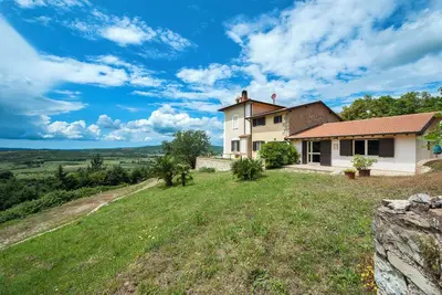 Image de Appartement neuf pour 4 personnes au coeur de la Toscane \"Il Papavero\"
