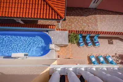 Spacieux appartement avec balcon (dvo)