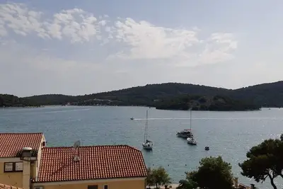 Image de Appartement élégant avec vue imprenable sur la mer