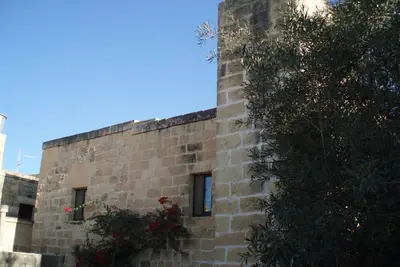 Image de Ferme éco-certifiée du 17ème siècle avec une grande piscine privée et un jardin