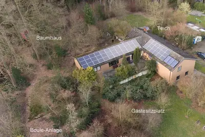 Image de Appartement 4 - 6 P. , jardin, de bonnes installations, adapté aux enfants, sans obstacle