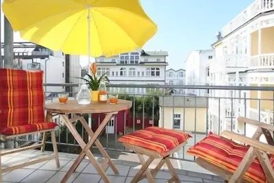 Image de Central and quiet location, 30m to the beach, sunny balcony, incl. parking lot and Wlan