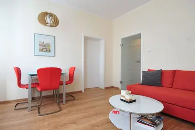 Image de Appartement sur le parc nord - mobilier moderne - proche du centre