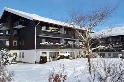 Image de Appartement de 3 pièces avec un beau balcon orienté sud-ouest et piscine / sauna