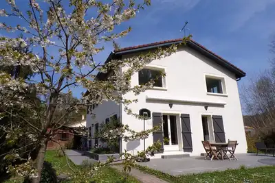 Image de Grande maison familiale au vert à 13 km de Lyon