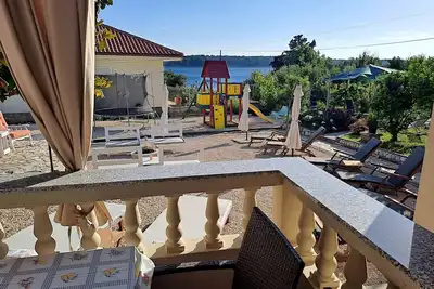 Image de Appartements Iii Francs, 30 m de la mer, quai de bateau, salle communautaire, Klim