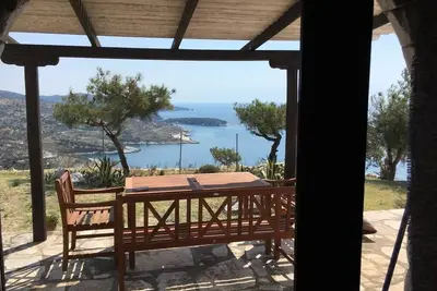 Image de Appartement Ksevni 90 m² au rez-de-chaussée d'une maison de vacances près d'Aliki