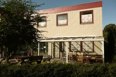 Image de Petit appartement lumineux, récemment rénové