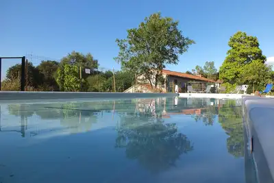 Image de Chambre d'hôtes \"Céladon\" 3 clés : duplex pour 4 personnes avec grande piscine