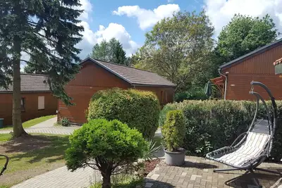 Jusqu'à la falaise inférieure, maison de confort -B-