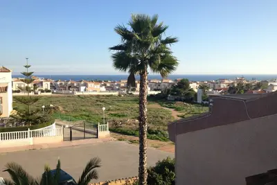 Image de Terrasse sur le toit avec vue mer et soleil, soleil, soleil. . . . . .