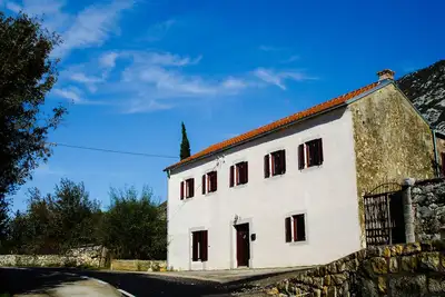 Image de Maison de 140 ans entièrement rénovée dans un cadre naturel