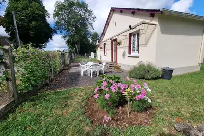 Image de Location 2 ou 4 personnes petite maison proche La Bourboule et le Mont Dore