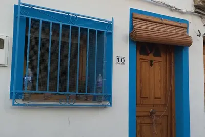 Image de Vivre entre les Espagnols dans les anciens murs de Denia dans la vieille ville