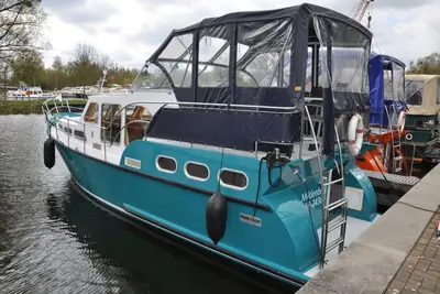 Image de Yacht Pedro Skiron 35 pour 4 + 2 personnes.