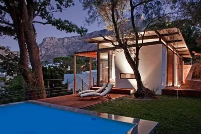 Studio design avec une vue de rêve sur Table Mountain et Cape Town