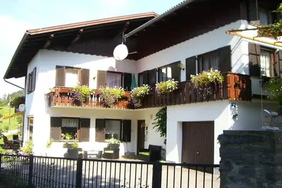 Image de Appartement familial convivial pour les voyageurs actifs que de loisirs