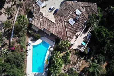 Apartements dans une finca rurale avec vue mer et grand jardin
