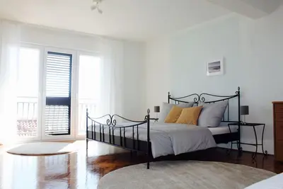 Appartement (97 m²) avec une vue imprenable sur la mer pour 6-7 personnes