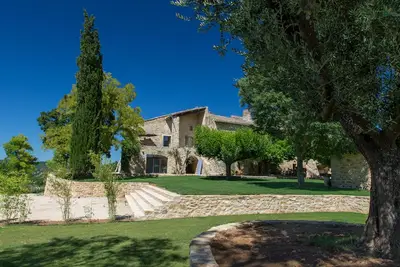 Image de Le gîte Papou - gîte de charme pour 4 à 5 personnes dans grand domaine viticole