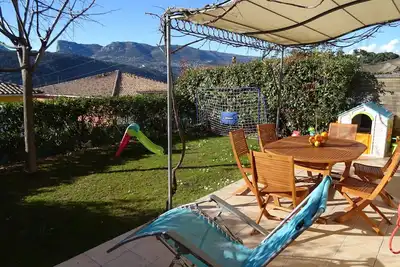 Villa sur les hauteurs de Nice avec piscine