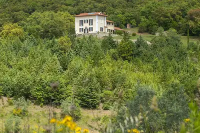 Image de Appartement neuf pour 4 personnes au coeur de la Toscane \"Il Girasole\"