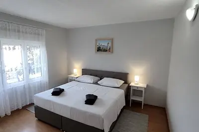 Image de Appartements I Francs, 30 m de la mer, quai de bateau, salle communautaire, air