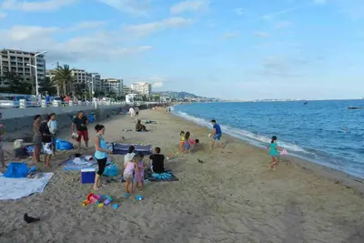 Image de Appt rénové 50 m de la mer, parking, piscine