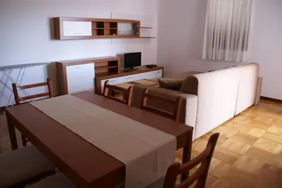 Image de Appartement de 83 m² à la périphérie de la ville de Krk - avec climatisation, Tv satellite
