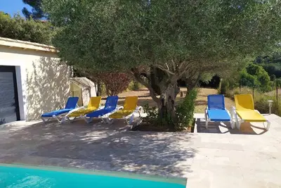 Image de Villa Cabrieres Avec Piscine Et Vue Panoramique Sur Les Cevennes