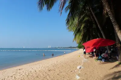 Image de Grand appartement avec vue mer Ă 100 m de la plage dans un village de pĂŞcheurs