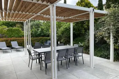 Image de Jolie maison de vacances vue sur la Cité Médiévale, avec Spa