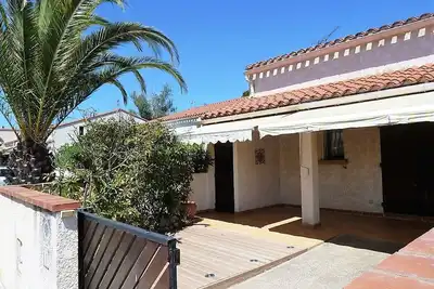 Image de Quiet air-conditioned villa ideally located Centre, Port and Plage st Cyprien Plage