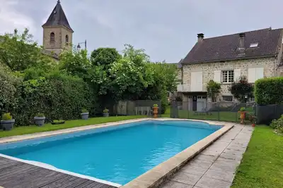 Image de House in the village of Comiac with private, secure, heated swimming pool