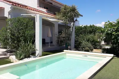 Image de Studios clim dans Villa, piscine Six Fours 400m de la mer, 25mn à pied de Sanary