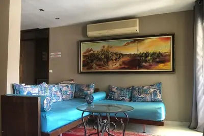 Ghazi Appartement. Décor et calme